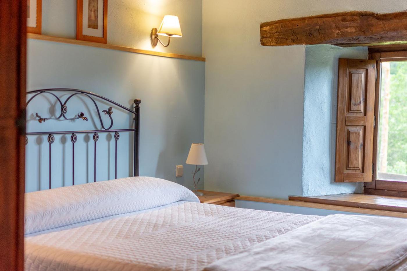 Apartamentos Rurales Los Picos De Redo 카말레노 외부 사진