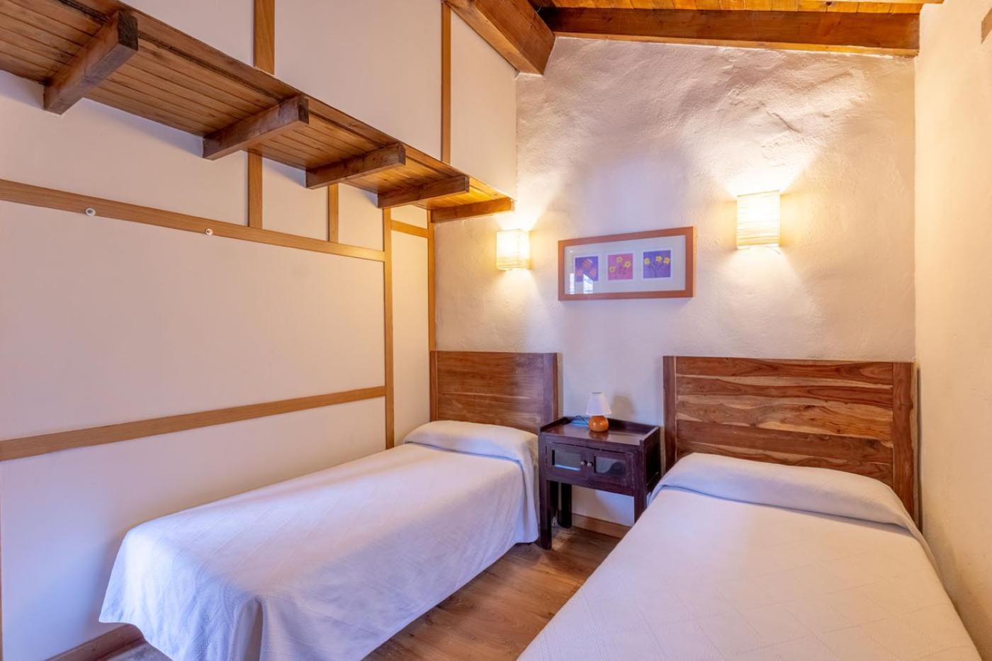 Apartamentos Rurales Los Picos De Redo 카말레노 외부 사진